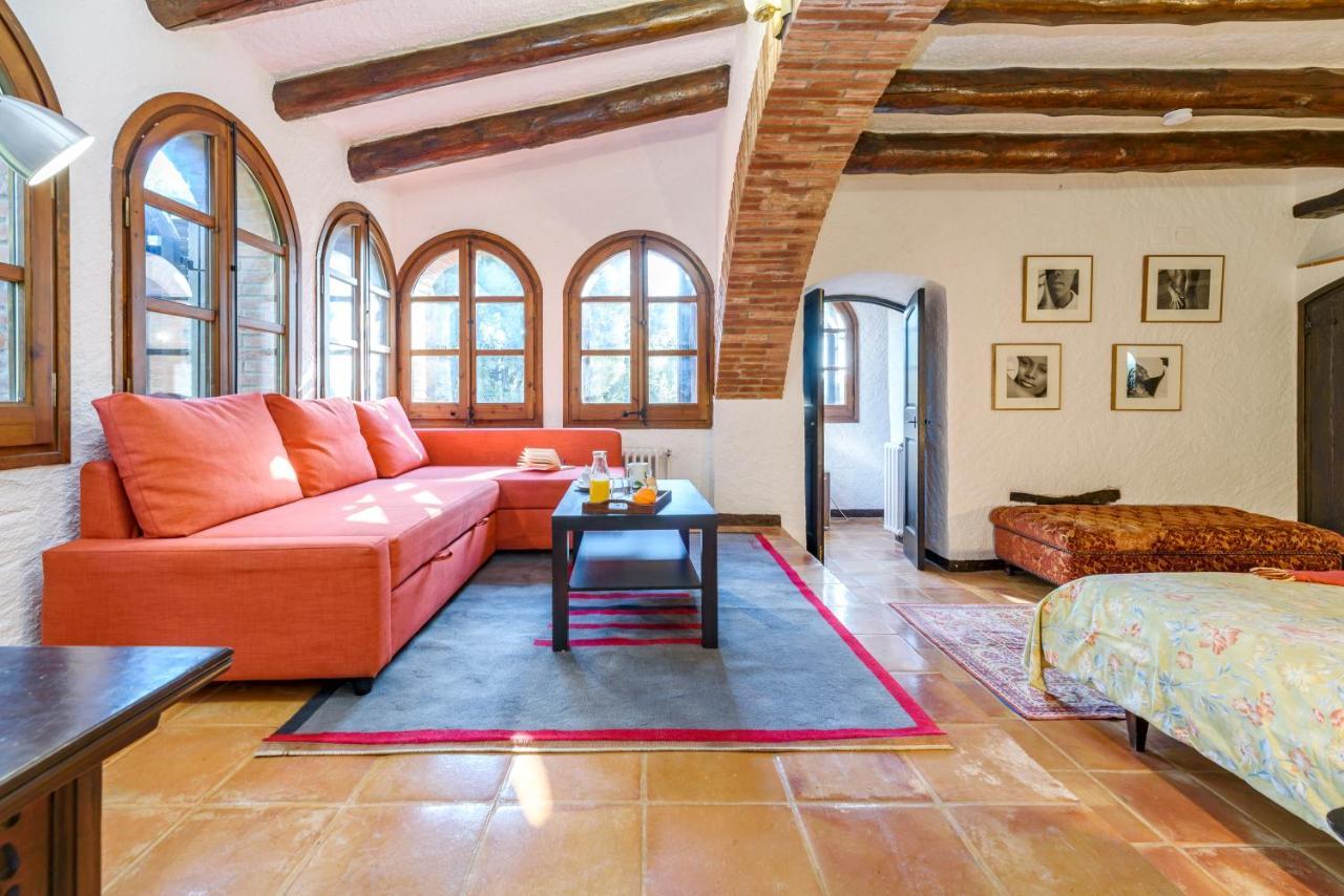 Masía Can Manent del Bosc S XVIII Santa Eulàlia de Ronçana Exterior foto