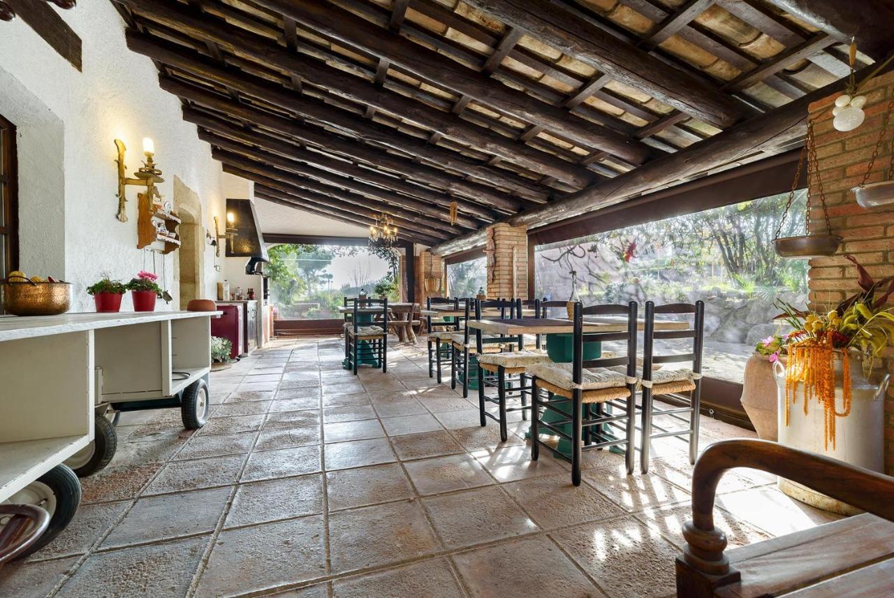 Masía Can Manent del Bosc S XVIII Santa Eulàlia de Ronçana Exterior foto