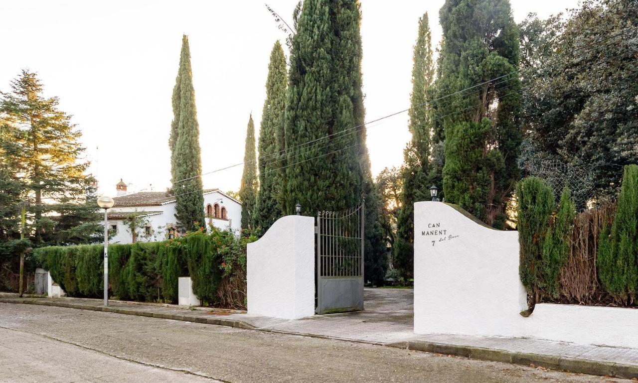 Masía Can Manent del Bosc S XVIII Santa Eulàlia de Ronçana Exterior foto