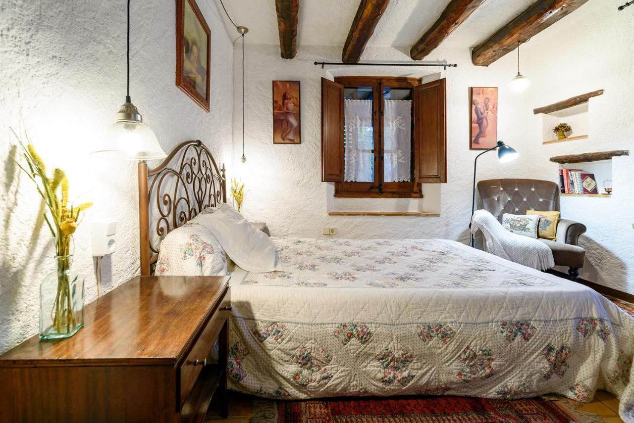 Masía Can Manent del Bosc S XVIII Santa Eulàlia de Ronçana Exterior foto