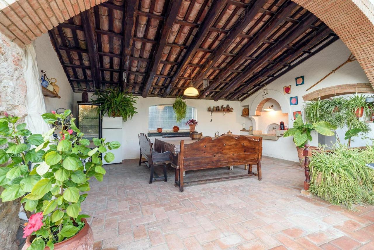 Masía Can Manent del Bosc S XVIII Santa Eulàlia de Ronçana Exterior foto